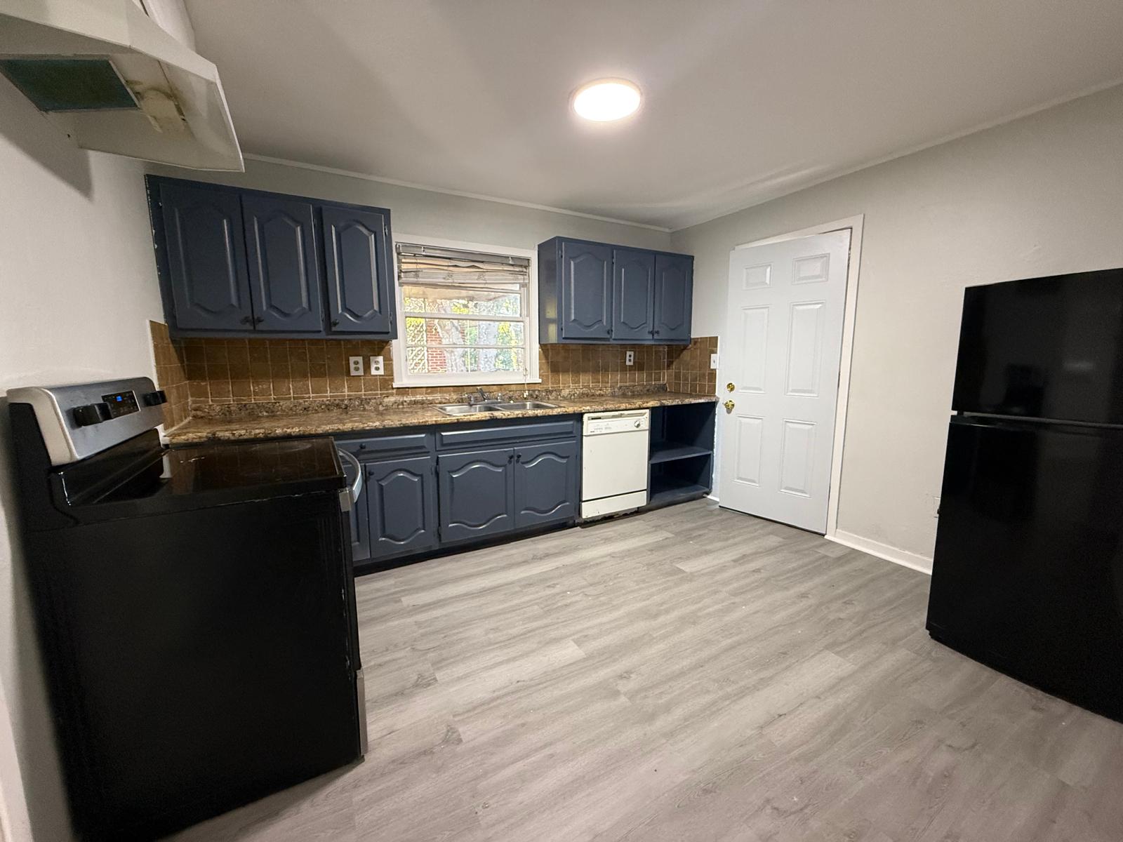 3415 Willow Lane Dr.